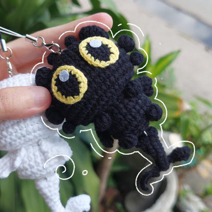 Crochet Dragon Plushie: Black Dragon and White Dragon Amigurumi Keychain, Animal Plush, Couple keychain, Valentine Gift