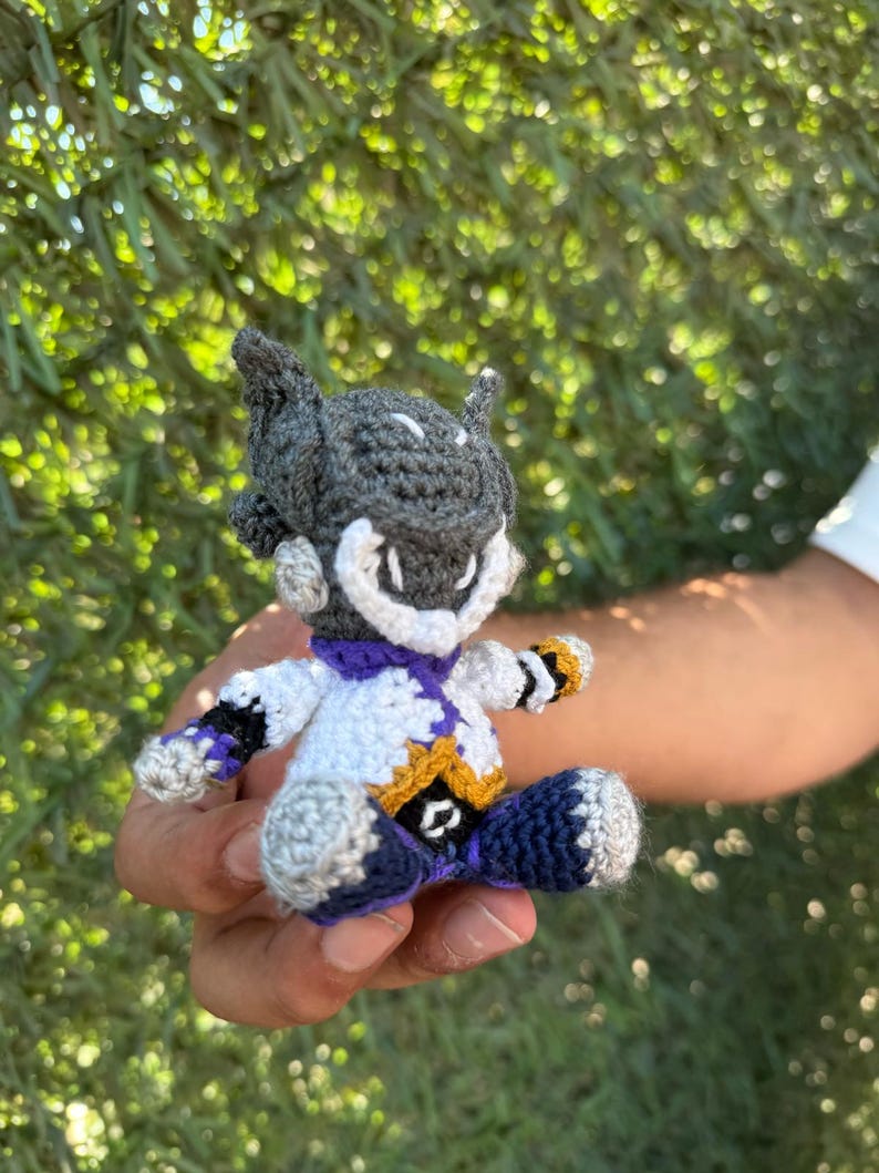 Valorant Vyse Amigurumi Keychain, Valorant Vyse Plush, Valorant Keychain, Valorant Plush, Valorant Fan Art, PlushKeychain,Vyse Car Accessory