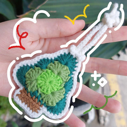 Crochet Christmas Tree Ornament: Handmade Amigurumi Holiday Decor