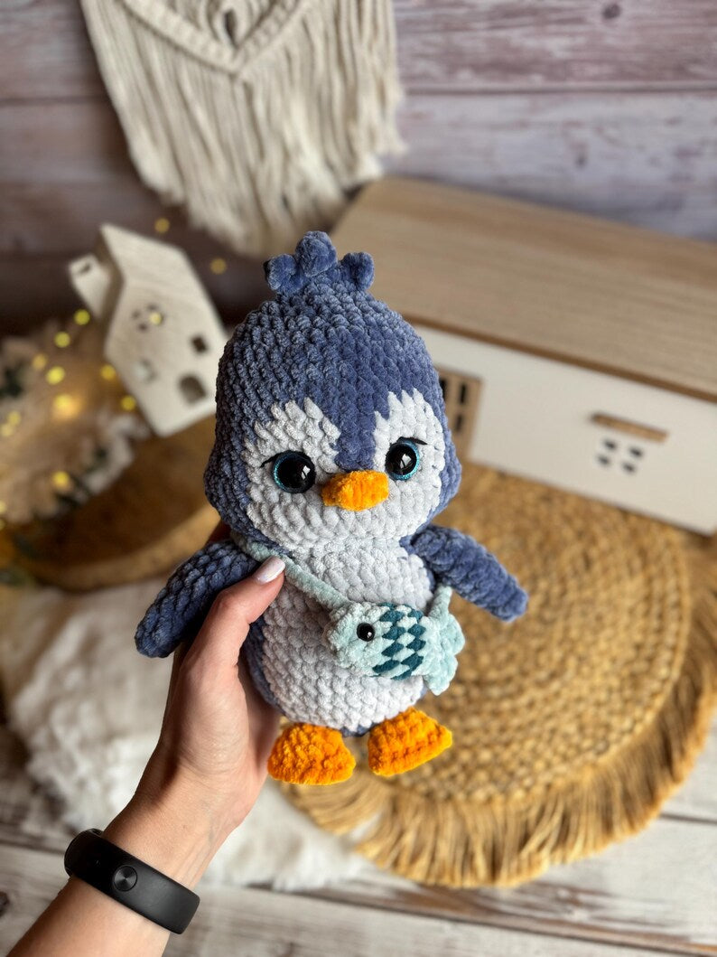 Crochet Penguin Plush, Handmade Amigurumi Penguin with Fish Bag, Arctic Animal Gift, Penguin Lover Gift, Winter Decor