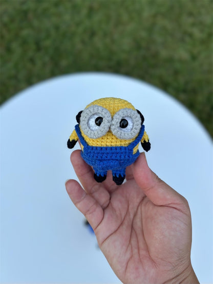 Crochet Minions Hanging, Valentines Gift, Birthday gift