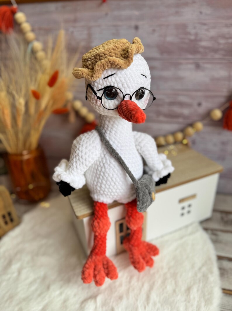Crochet Stork Figure, Baby Shower Centerpiece, Gender Reveal Decor, Handmade Stork Decoration, Keepsake Gift, Baby Celebration Decor