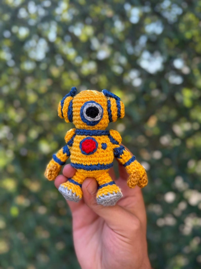 League of Legends Blitzcrank Plushie, Blitzcrank Crochet, Blitzcrank Figure, Blitzcrank 3D, Blitzcrank Keychain, LOL BC, Blitzcrank Gift