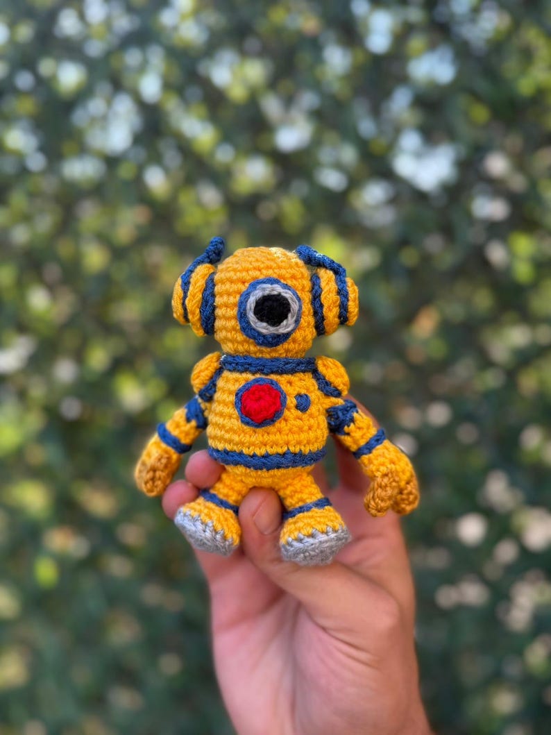 League of Legends Blitzcrank Plushie, Blitzcrank Crochet, Blitzcrank Figure, Blitzcrank 3D, Blitzcrank Keychain, LOL BC, Blitzcrank Gift