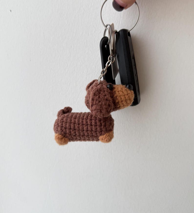 Handmade Dachshund Crochet Keychain, Amigurumi Dachshund, Mini Dachshund Plush Plushie Toy Keychain, Cute Dachshund Gifts, Cute Bag Charm