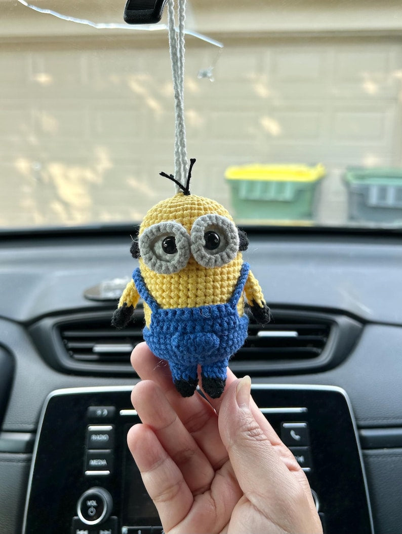 Crochet Minions Hanging, Valentines Gift, Birthday gift