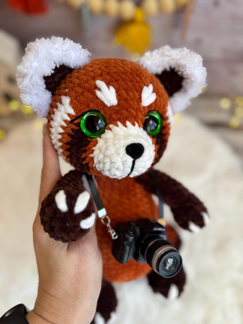 Crochet Red Panda Decor, Handmade Red Panda Keepsake, Amigurumi Panda with Camera, Photographer Gift, Travel Lover Decor