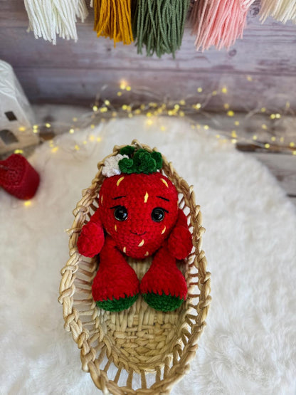 Crochet Strawberry Plush, Handmade Strawberry Decor, Amigurumi Strawberry, Fruit Decor, Bakery Decor, Cafe Decor, Kitchen Decor