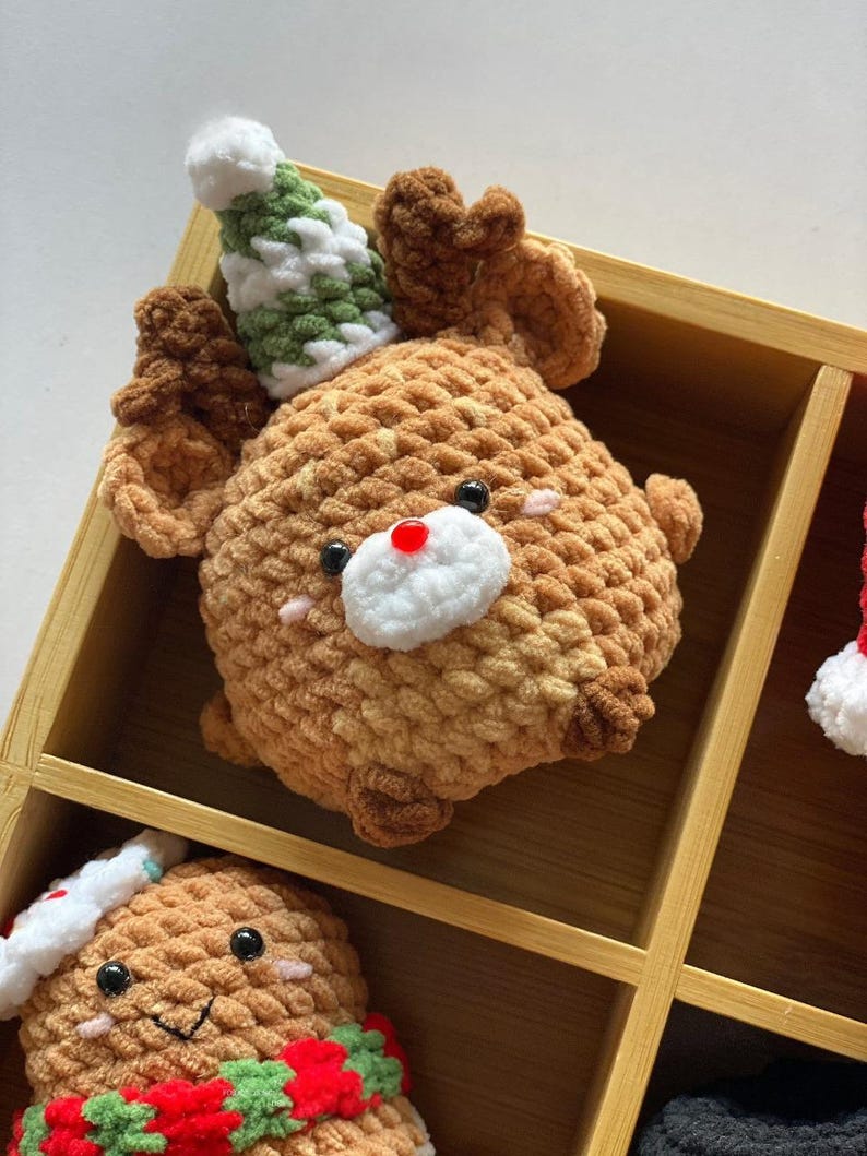 Crochet Christmas Car Ornament, Christmas Gifts, Handmade Snowman, Santa, Penguin, Grin, Crochet car hanging, Cute Grin Car Charm, Xmas Gift