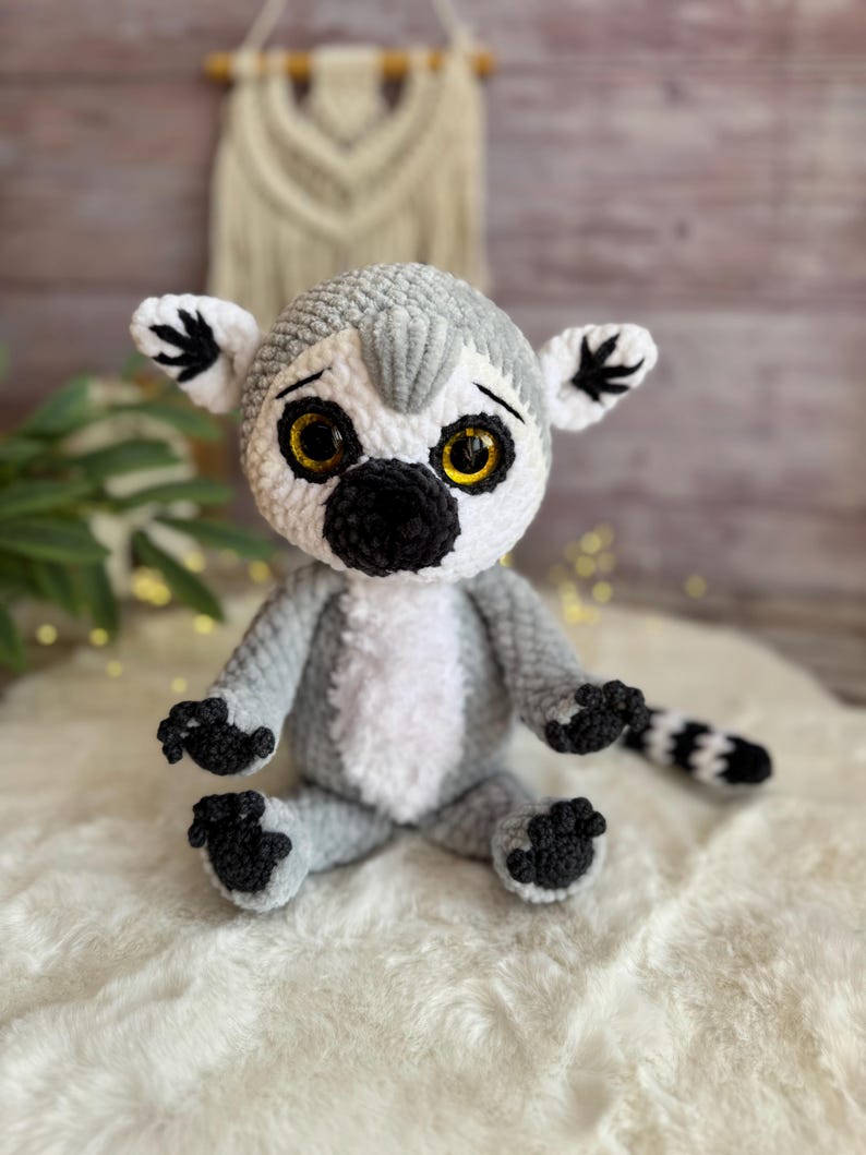 Ring-Tailed Lemur Decor, Handmade Crochet Lemur Ornament, Wildlife Collectible, Jungle Shelf Decor, Animal Lover Gift