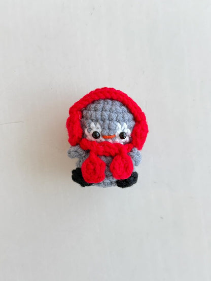 Handmade Crochet Penguin Keychain, Amigurumi Baby Penguin, Crochet Mini Penguin Plush Toy, Penguin Plushie, Backpack Accessory
