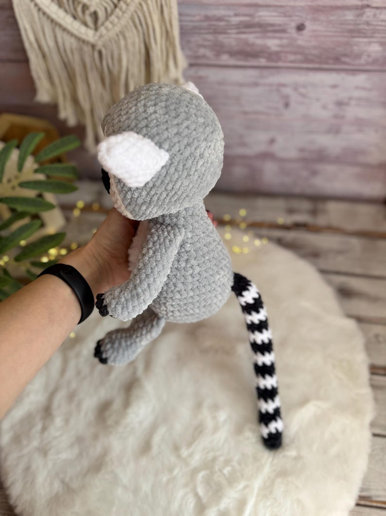 Ring-Tailed Lemur Decor, Handmade Crochet Lemur Ornament, Wildlife Collectible, Jungle Shelf Decor, Animal Lover Gift
