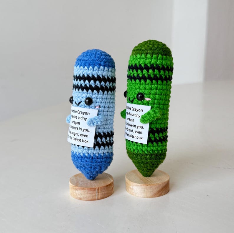 Crochet Crayon Positive, Crayon Plushie Motivational, Gift for Educator & Teacher, Back To School Gift For Student, Desk Decor For Classroom