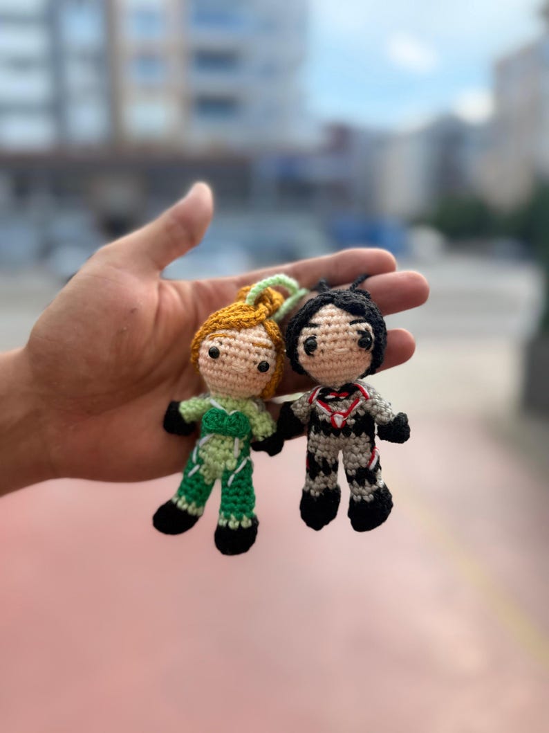 Split Fiction Handmade Crochet Plush, Mio and Zoe, Split Fiction Mio and Zoe, Mio Plush, Zoe Plush, Split Fiction Keychain,Couple Gamer Gift