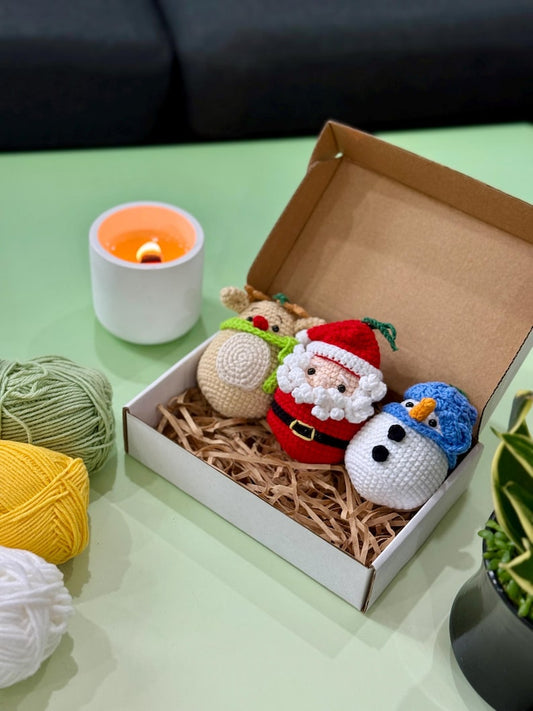 Christmas Crochet Gift Box, Amigurumi Santa Snowman Reindeer, Holiday Gift Set, Secret Santa Gift, Stocking Stuffer, Cute Xmas Desk Decor