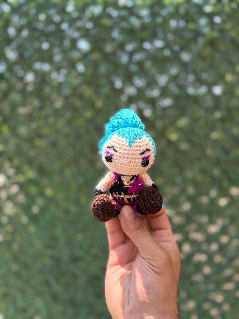 Arcane Jinx Crochet Plushie, League of Legends Doll, Personalized Keychain
