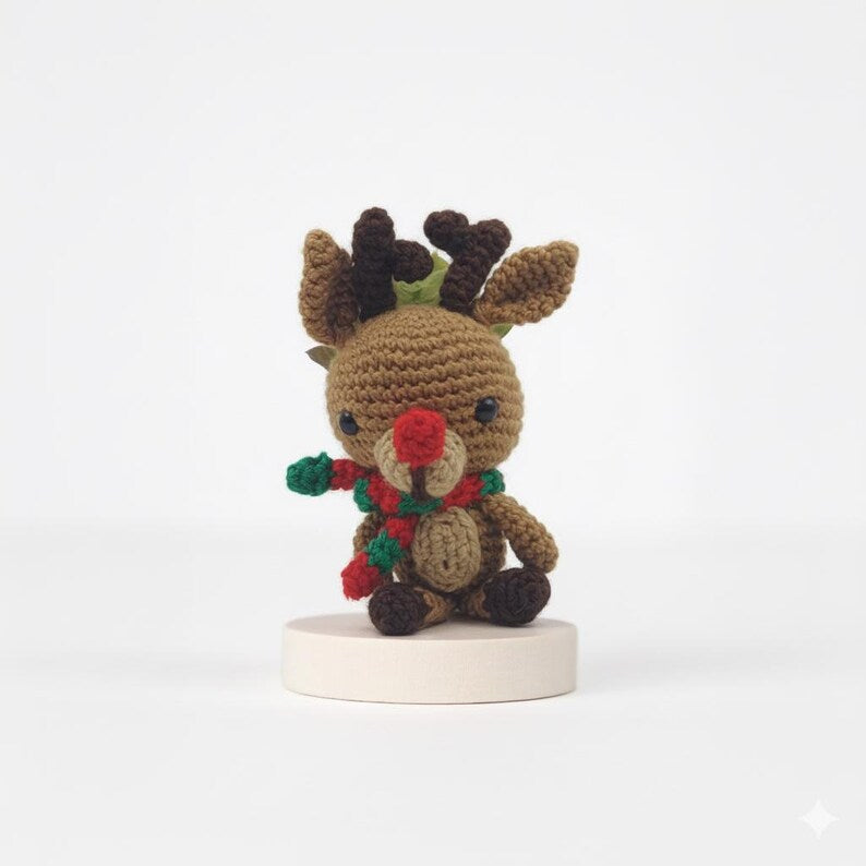 Handmade Christmas Reindeer Amigurumi – Crochet Christmas Decor – Cute Plush Toy – Xmas Gift for Kids & Home Decoration, Christmas Ornament