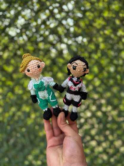 Split Fiction Mio & Zoe Amigurumi - Crochet Car Charm, Keychain or Christmas Ornament - Gamer Couple Gift, Playstation 5 Gift