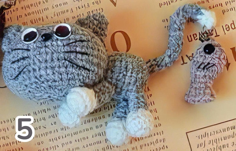 Cute Crochet Cat Keychain, Handmade Amigurumi Cat Plush, Mini Cat Charm, Cat Lover Gift, Kawaii Crochet Animal