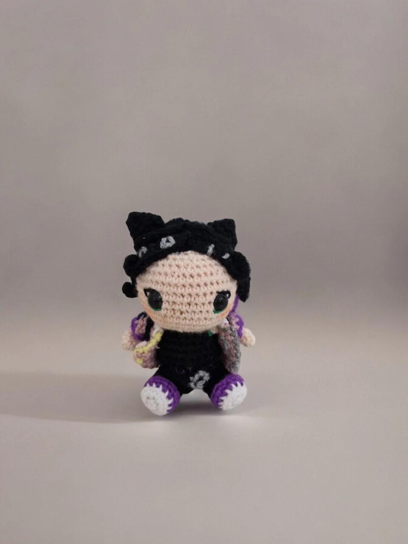 Handmade Valorant Amigurumi Plush Keychain – Crochet Game Character Toy – Gamer Gift – Valorant Car Accessory – Gamer Setup Idea
