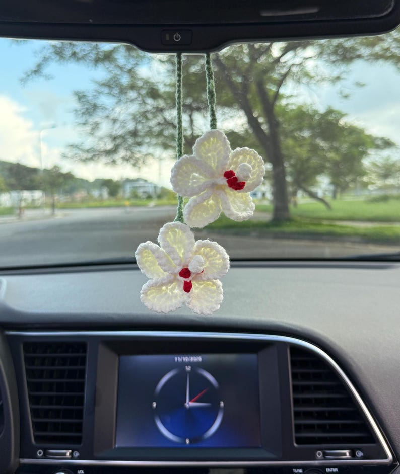 Crochet Hibiscus Flower Car Charm, Boho Car Rearview Mirror Hanging, Hanging Flower Ornament, Car Mirror Decoration, Gift For Her