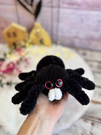Crochet Black Spider Decor, Glitter Gothic Collectible, Halloween Shelf Decor, Spooky Desk Accessory, Handmade Gift