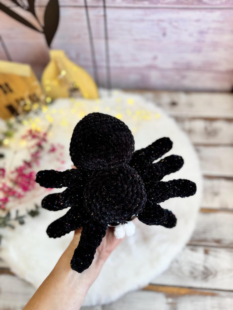 Crochet Black Spider Decor, Glitter Gothic Collectible, Halloween Shelf Decor, Spooky Desk Accessory, Handmade Gift