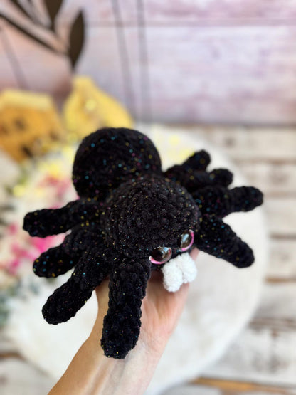 Crochet Black Spider Decor, Glitter Gothic Collectible, Halloween Shelf Decor, Spooky Desk Accessory, Handmade Gift