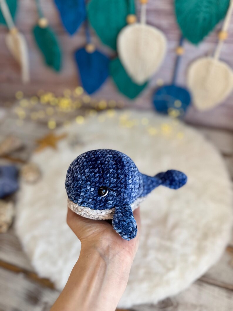Crochet Whale Decor, Handmade Whale Keepsake, Ocean Animal Collectible, Coastal Home Decor, Whale Lover Gift