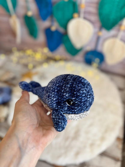 Crochet Whale Decor, Handmade Whale Keepsake, Ocean Animal Collectible, Coastal Home Decor, Whale Lover Gift