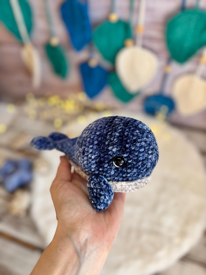 Crochet Whale Decor, Handmade Whale Keepsake, Ocean Animal Collectible, Coastal Home Decor, Whale Lover Gift