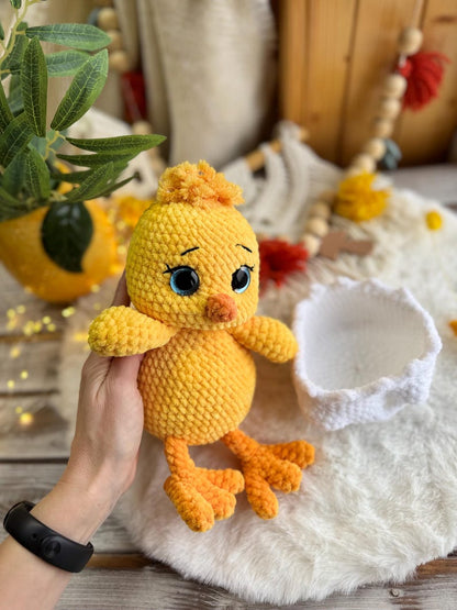 Crochet Easter Chick Decor, Handmade Spring Chick Ornament, Yellow Bird Gift, Easter Basket Decoration, Farmhouse Easter Decor