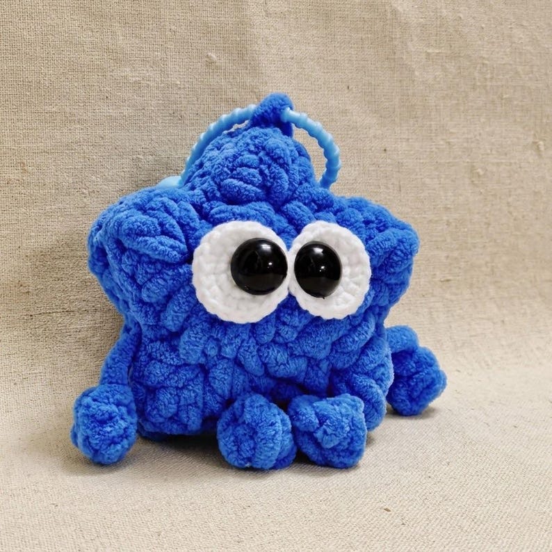 Handmade Amigurumi Big Star Crochet Bag Charm – Plush Keychain Gift