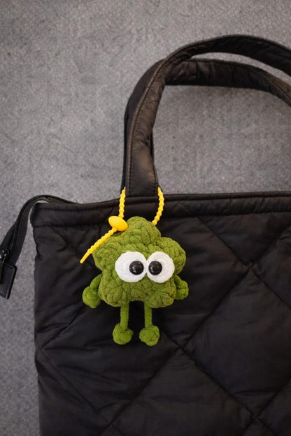Handmade Amigurumi Big Star Crochet Bag Charm – Plush Keychain Gift