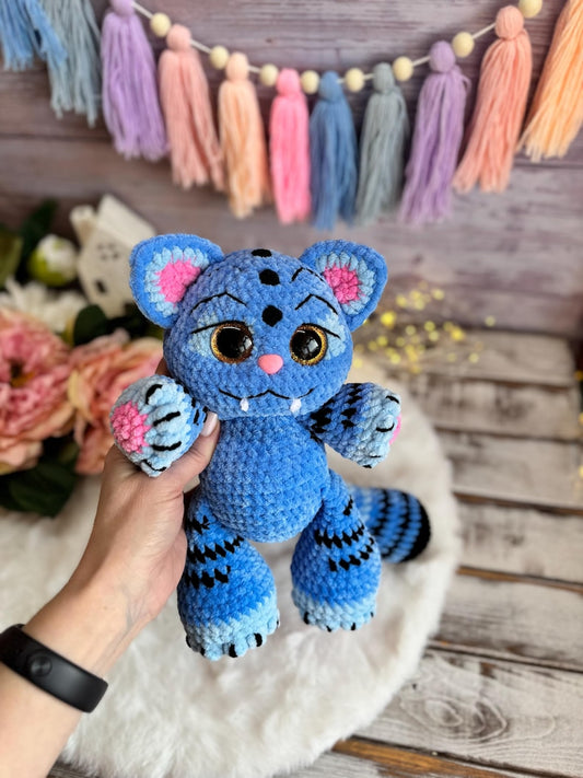 Fantasy Blue Tiger Decor, Crochet Tiger Ornament, Handmade Fantasy Animal Collectible, Shelf Decor, Tiger Lover Gift