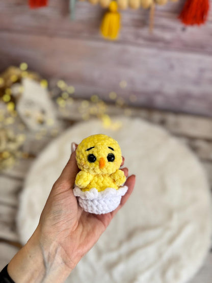 Crochet Chicken Family, Mother Hen with Chicks, Mother's Day Gift, Farmhouse Decor, Chicken Lover Gift, Amigurumi Farm Animal