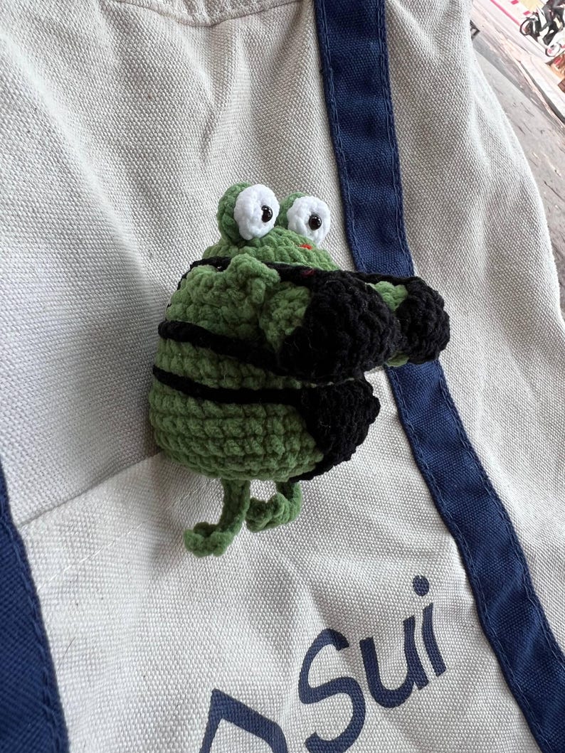 Funny Bikini Frog Crochet Keychain | Handmade Chubby Frog Bag Charm, Funny Gift for Girlfriend, Gift for Her, Frog Lover Gift