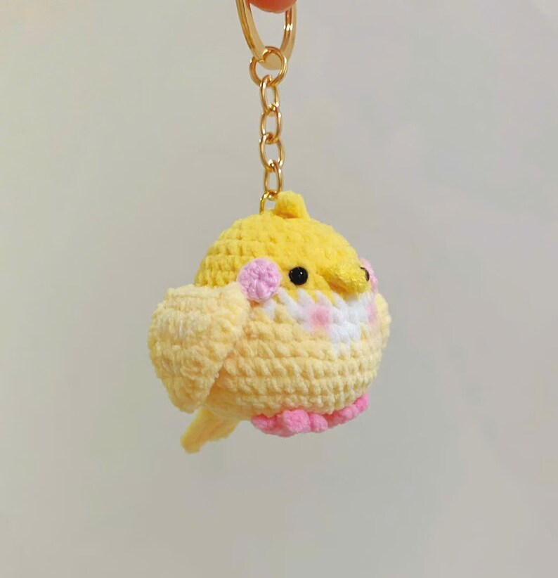 Cute Crochet Bird Keychain Set, Amigurumi Parrot & Chick Charm, Kawaii Bird Plush Keyring, Handmade Animal Gift, Backpack Bag Charm