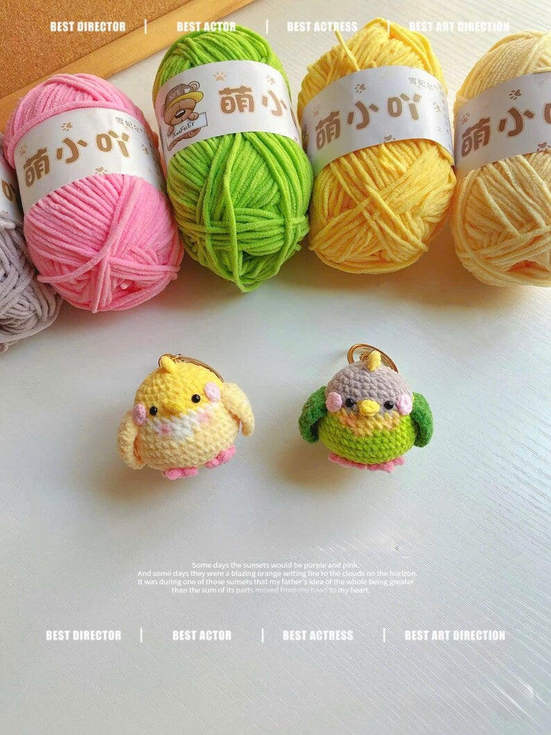 Cute Crochet Bird Keychain Set, Amigurumi Parrot & Chick Charm, Kawaii Bird Plush Keyring, Handmade Animal Gift, Backpack Bag Charm