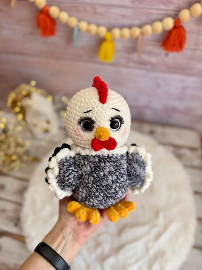 Crochet Chicken Family, Mother Hen with Chicks, Mother's Day Gift, Farmhouse Decor, Chicken Lover Gift, Amigurumi Farm Animal