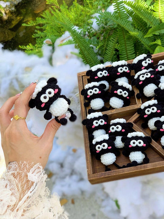 Cute Sheep Crochet Doll – Kawaii Lamb Amigurumi – Crochet Sheep Keychain – Handmade Animal Toy – Small Crochet Gift, Shaun the Sheep