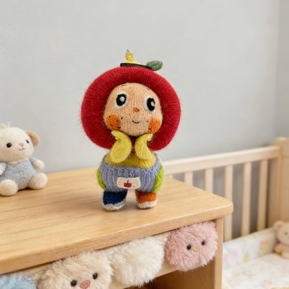 Hand Knit Wool Apple Figurine Cheerful Nursery Embellishment Youth Tokens Vintage Curios Interior Surprises Christmas Holiday Trinkets