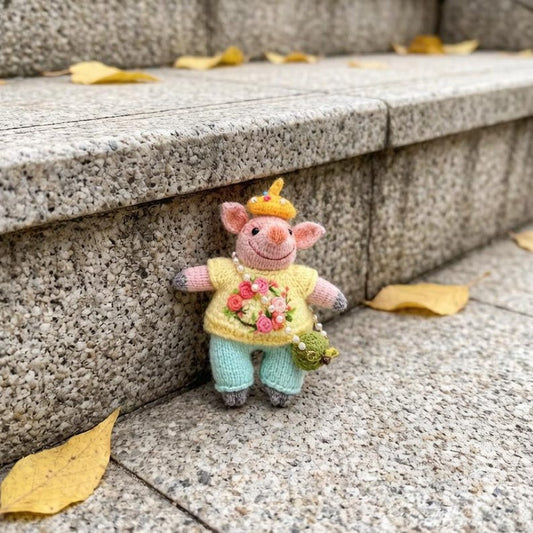 Artisan knit piglet sculpted piece, tabletop adornments, pocket carry figurines, hobbyist display statuettes, Yuletide table accents