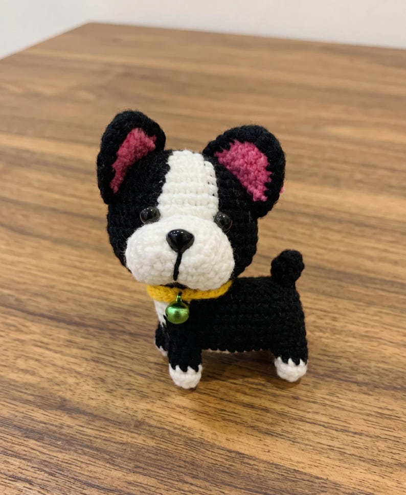French Bulldog Crochet Keychain - Handmade Dog Lover Gift, Custom Color Puppy Amigurumi