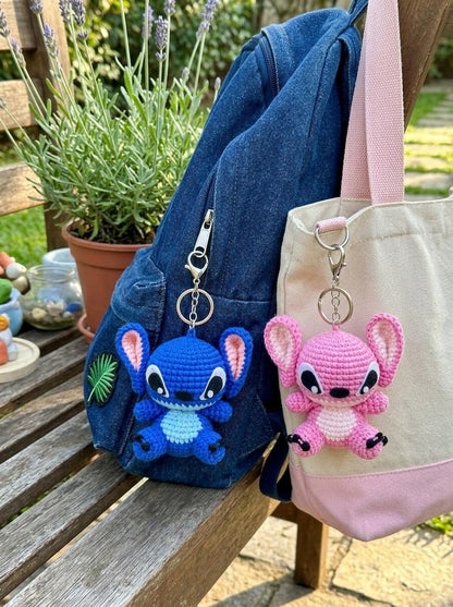 Cute Character Crochet Doll – Blue & Pink Amigurumi Plush – Handmade Kawaii Toy – Cartoon Inspired Gift – Couple Plush Set