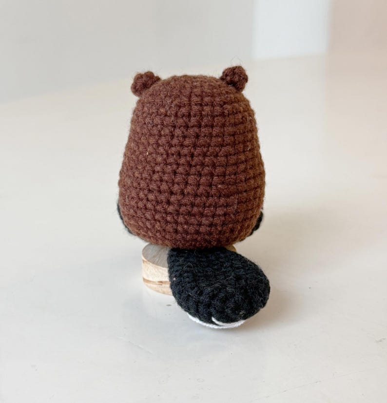 Crochet Beaver Positive With Desk Decorations, Supportive Beaver Plushie, Birthday Gift, Gift For Children Family Friend Coworker