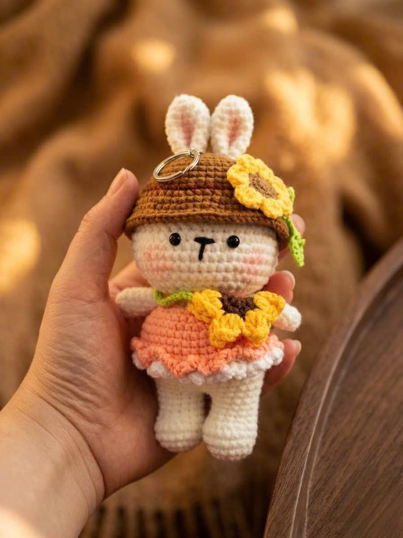 Cute Sunflower Bunny Crochet Doll Keychain - Amigurumi Rabbit Bag Accessory - Handmade Small Stuffed Animal - Unique Gift for Bunny Lovers