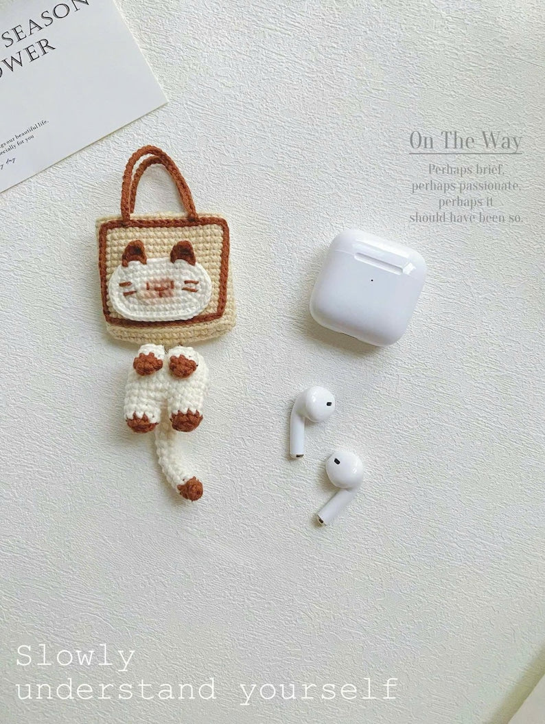 Cute Crochet Cat AirPods Case, Kitty Airpod Cover, Amigurumi Cat Keychain, Kawaii Cat Bag Charm, Handmade Earbuds Case