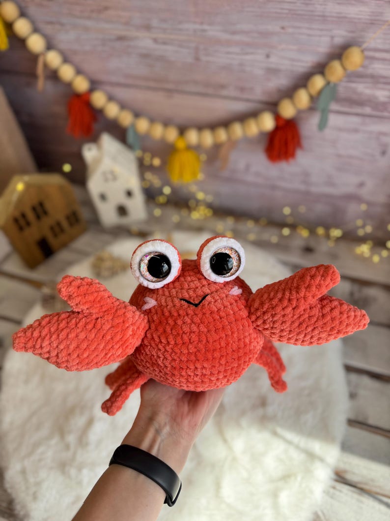 Crochet Crab Plush, Amigurumi Sea Crab, Ocean Animal Gift, Coastal Decor, Handmade Marine Plush, Beach Lover Gift