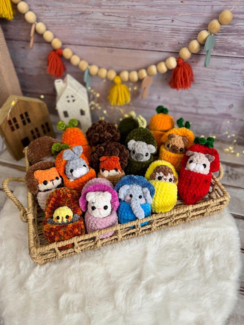 Surprise Animal Keepsake in Fruit Pod, Hidden Animal Decor, Mini Crochet Keepsake, Collectible Animal Decor, Birthday Party Favor